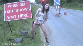 GoldenGirlFaye - Roadworks Piss