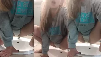 Alice_bitch - The restaurant's toilet was very dirty so I had...
