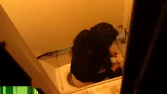 Station_toilet_2