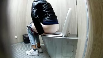 Publictoiletsl74 vol 806