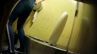 Publictoiletsl74 vol 639
