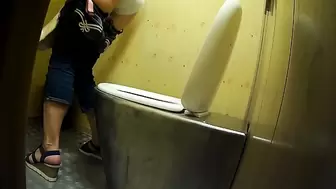 Publictoiletsl74 vol 617