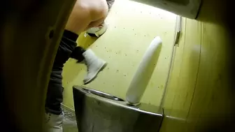 publictoiletsl74 vol 570