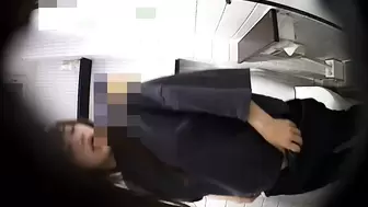 Kuri-Chan Toilet Voeur 03