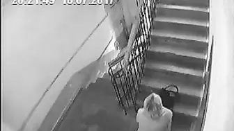 Pissing 8