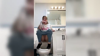 sucha_goodgirl - Pee pee time!!