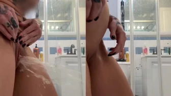 sucha_goodgirl - I never post peeing like this...