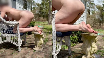 HugeBladderQueen - My favorite position to piss hard and get fucked like an animal