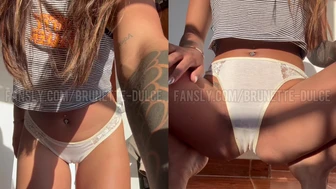 Brunette-dulce - How desperation it is to not get to the bathroom