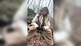 summerhayzz - the last time I was making a video here someone ran over my phone