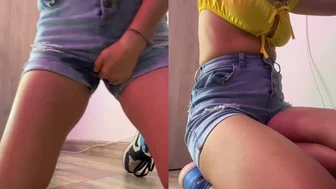 zoecams - very wet shorts