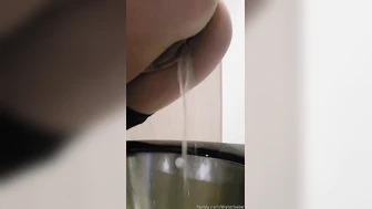 Waterbabe - Making a mess on the train