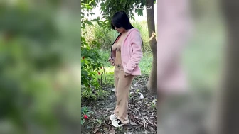 jazminvip - watering the plants