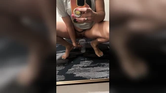 PersiasPee - Watch me pee in this cup