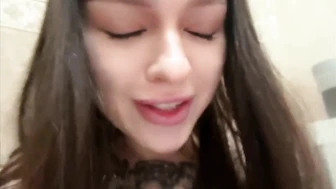 sweetcuntymmm - video of me rubbing my clit and squirting pissing sweetly+ cummed