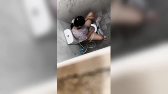 Cambodia Teacher follow to girl toilet and spy