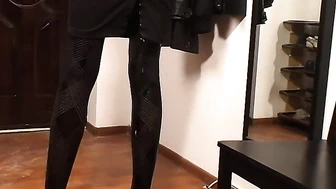 Natalie - Natalie In The Waiting Room Drenches Her Mini Skirt And Pattern Pantyhose