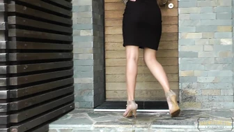 Ellie - Nice Black Dress