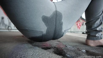 Acabella - Wetting Scene