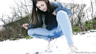 Lola Desire - Wetting Scene