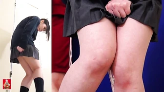 DLHJ-015 02 Girls' school toilet pee leaking while waiting in line! 1 1/2