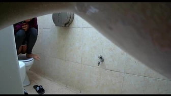Hidden toilet, Vietnam 01